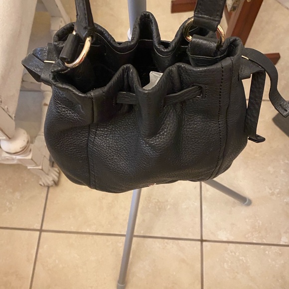 kate spade Handbags - Kate Spade Black Pebbled Leather Shoulder Bag